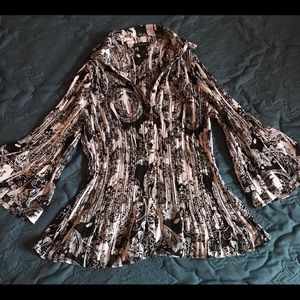 Lane Bryant Pleated Bell Sleeve Blouse size 14/16